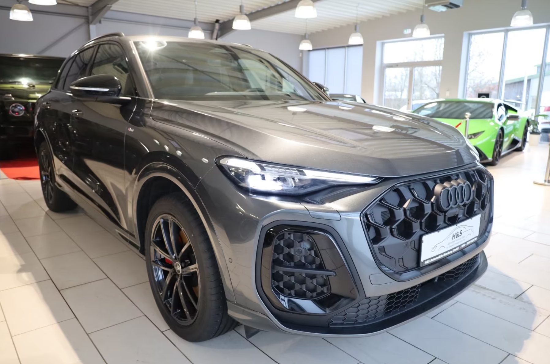 Audi Q5 2.0 TDI quattro S-LINE